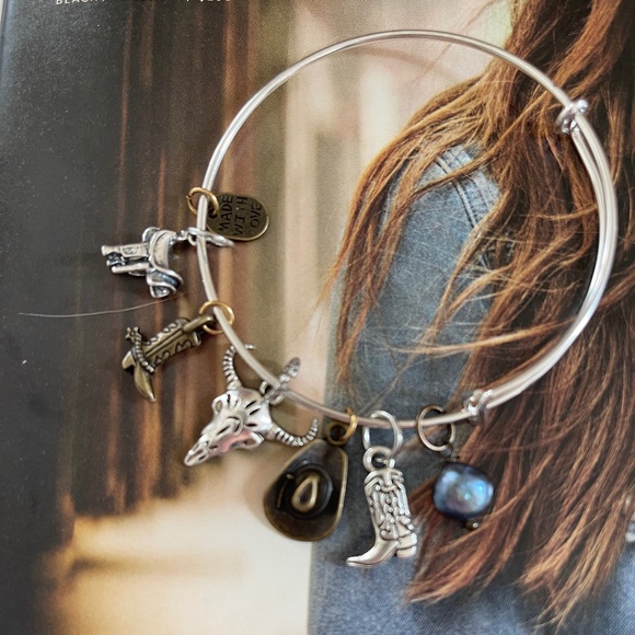 Artisan Crafted Sterling Silver & Brass Seven Charm Bracelet: New without Tags! - Picture 1 of 7